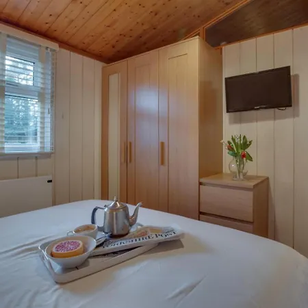 Lodge 2 Bed In Masham Oc-ds948 *